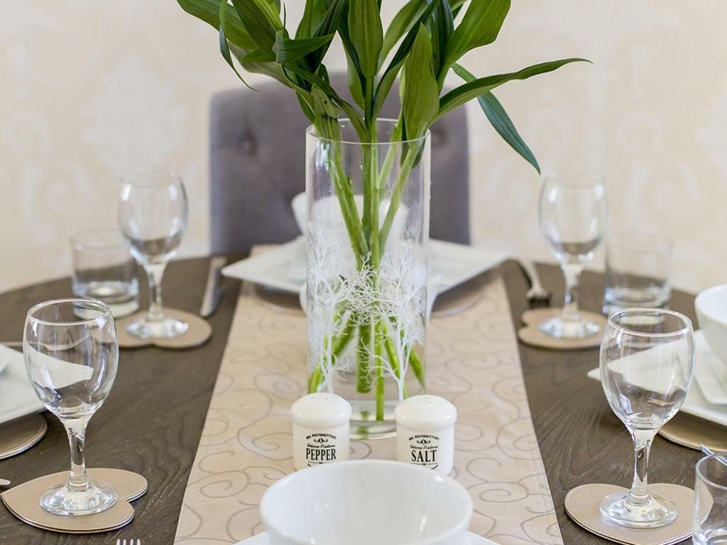 Tsa Shaftesbury Avenue Villa Belfast Room photo